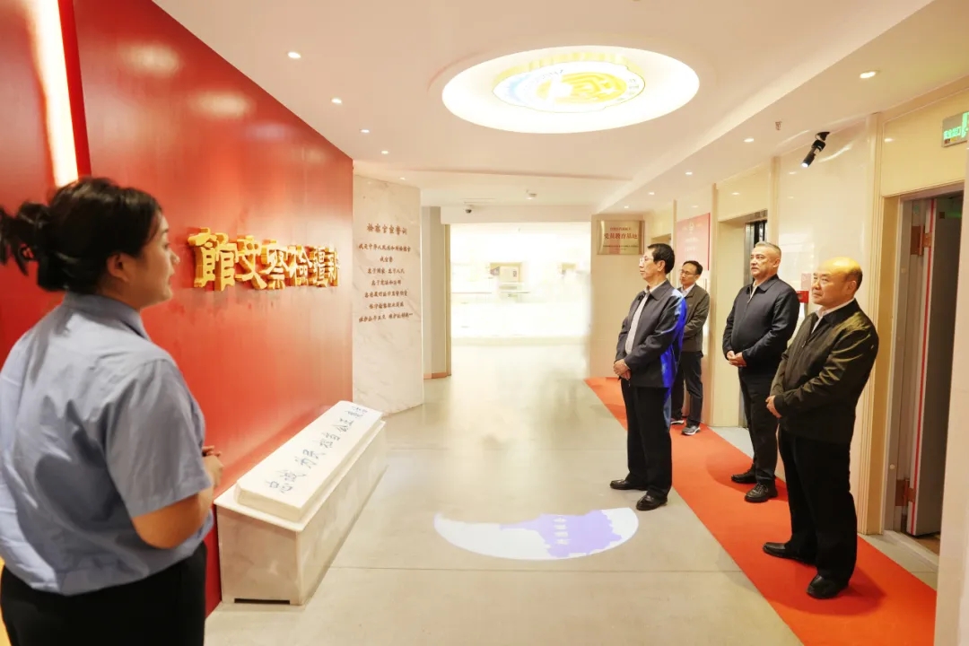 河南省檢察院黨組書記、檢察長(zhǎng)段文龍一行到新疆、兵團(tuán)檢察機(jī)關(guān)考察對(duì)口援助工作